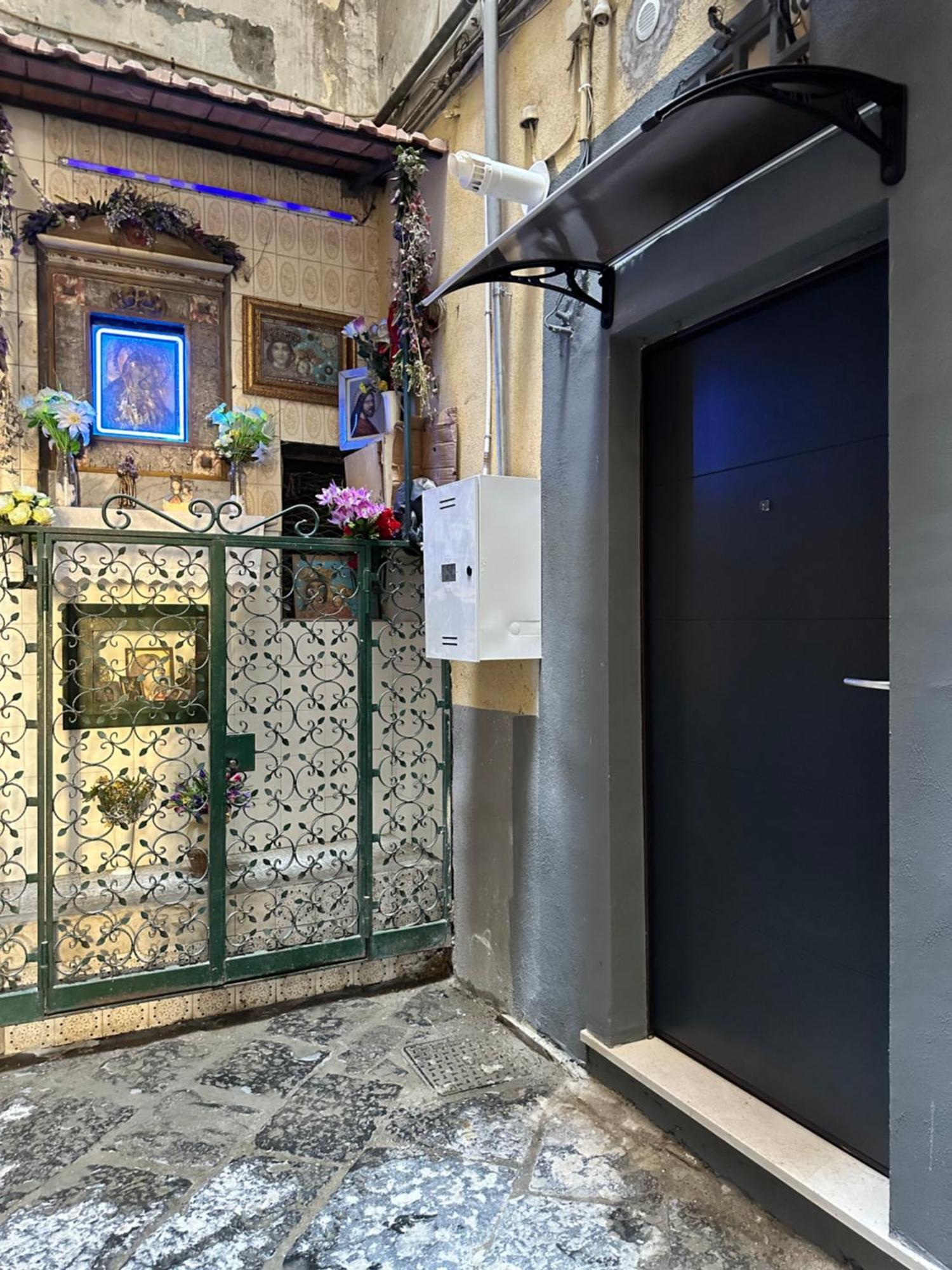 Bed and Breakfast Casa Carmeli Neapel Exterior foto